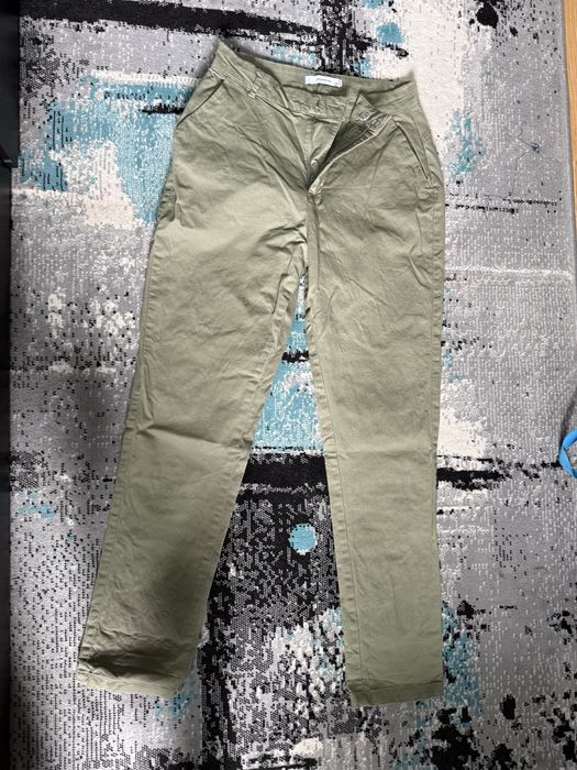 Pantaloni casual pentru femei, Reserved