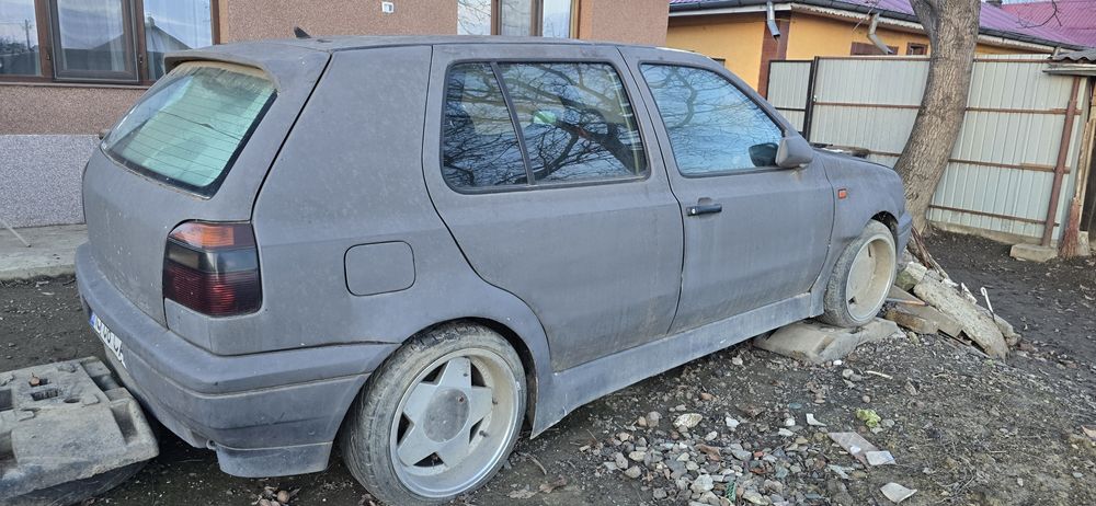 Golf 3 1.6 benzina