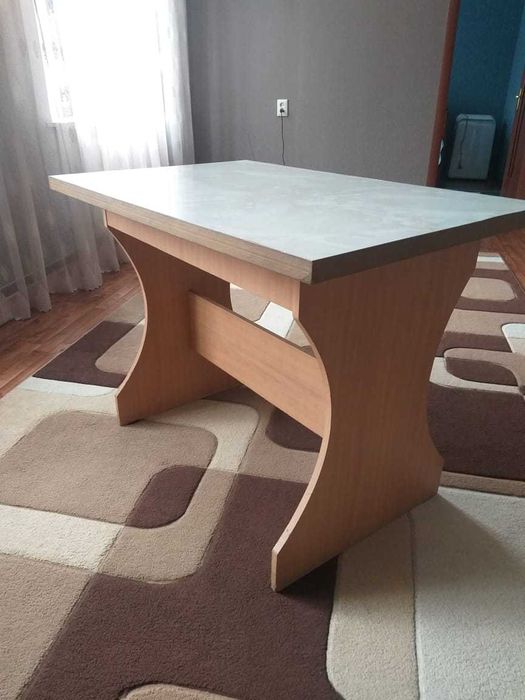 стол кухонный обеденный