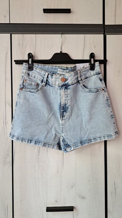 Къси панталони HOUSE