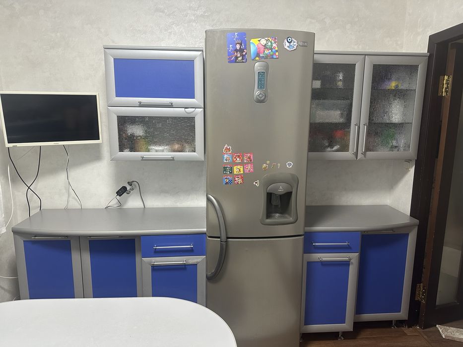 Кухонный гарнитур б/у