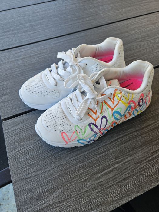 Маратонки,оригинални