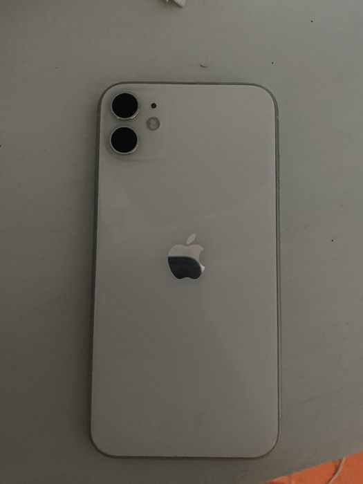 iphone 11 с гарантие