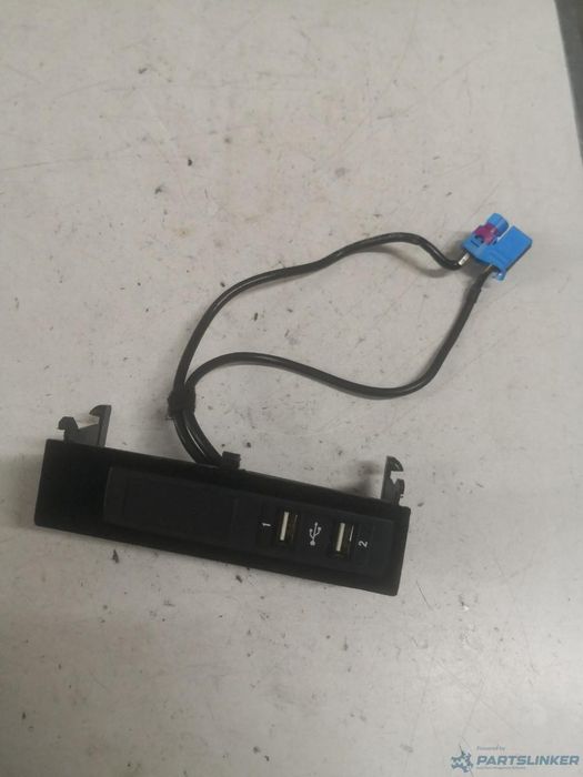 Usb Mercedes-Benz S-Class W222, V222, X222 2013 - > 3.0 S 350