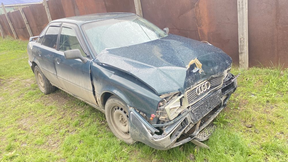 Продам ауди 80б4 на запчасти