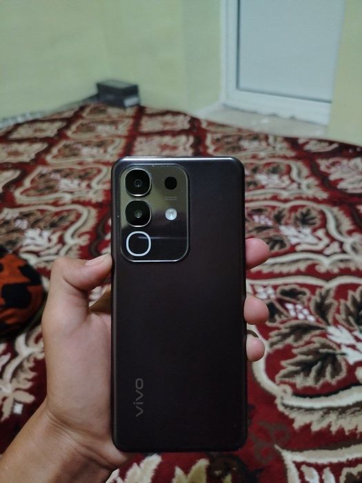 Vivo Y29 xolati ideal xotira 128/8