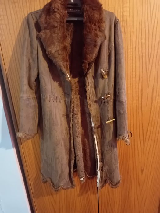 Елегантно,пролетно палто