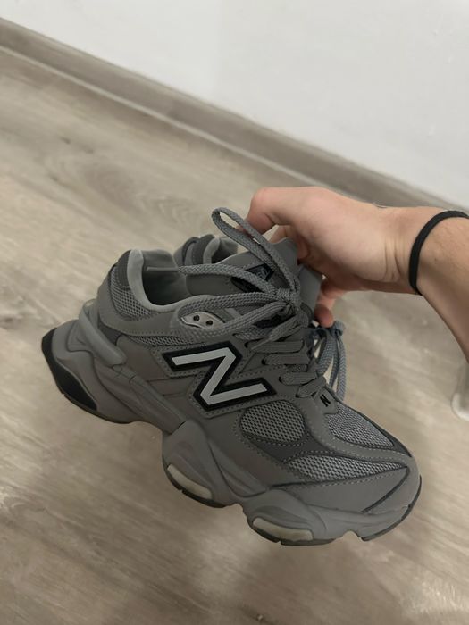 New Balance 9060 Gray