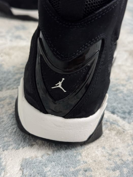 Продам jordan true flight