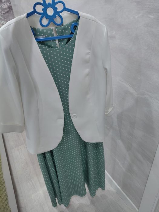 Продам платье 5000