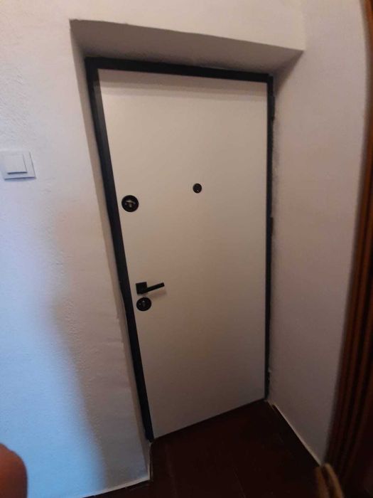 De vanzare Garsoniera zona FAR