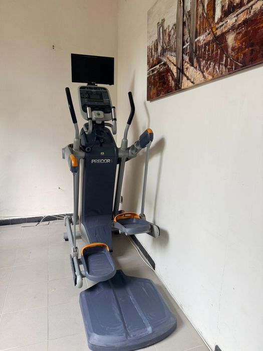 PRECOR AMT 100i Made in USA – Aparat Fitness Profesional Adaptive / Eliptică / Stepper / Urcat Scări