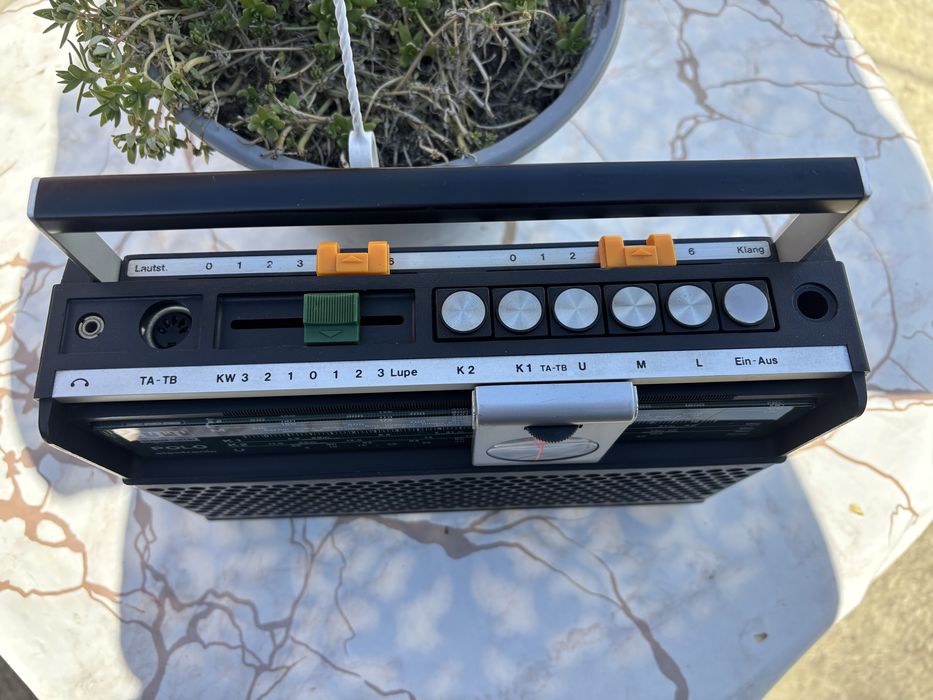 Radio ITT  Polo în stare bună