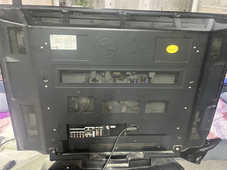 Телевизор  LG рабочий