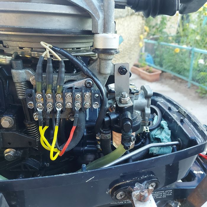 Продам мотор лодочный