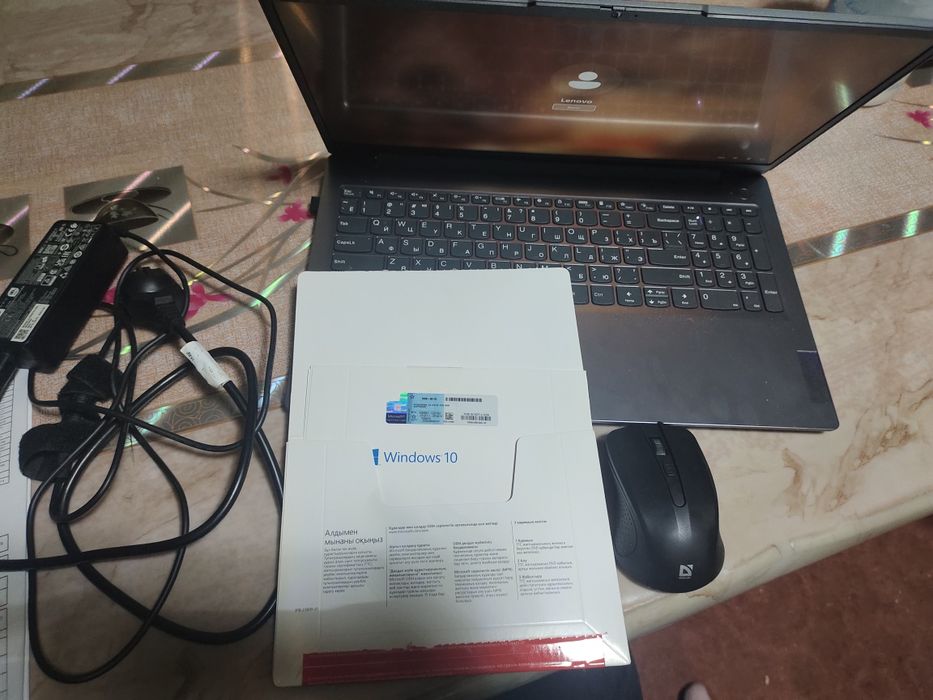 Продам ноутбук lenovo