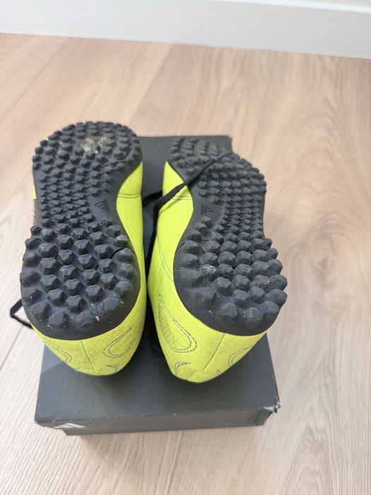 Ghete fotbal Adidas 34