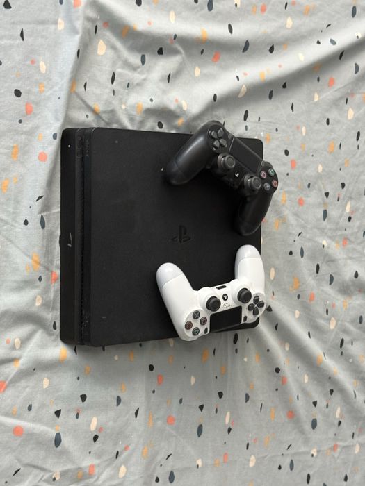 Ps4 512гигобайт с 2джостик