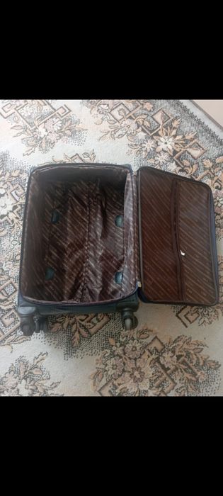 Продам   чемодан