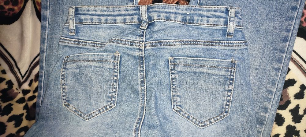 Blugi evazați  material comod