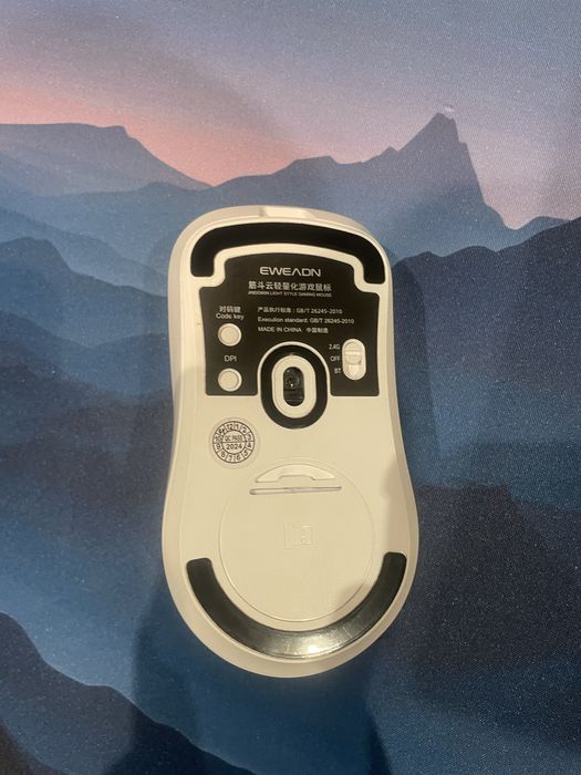 Продам мышку Aula