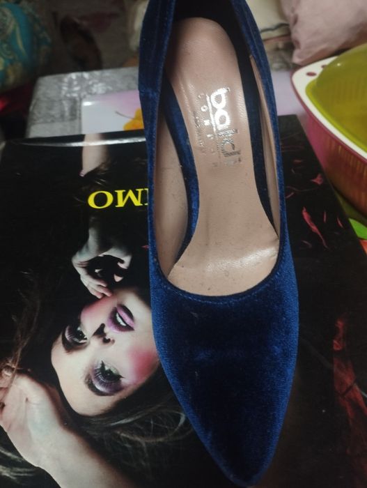 Продам новые туфли