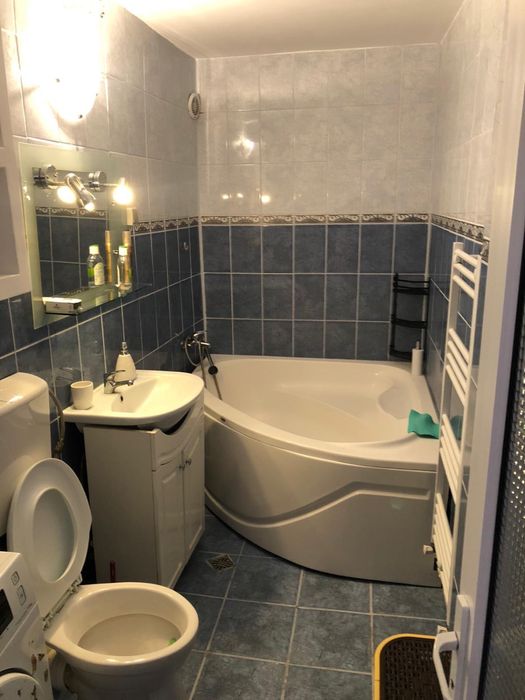 Apartament de inchiriat cu  2 camere in cartierul mazepa