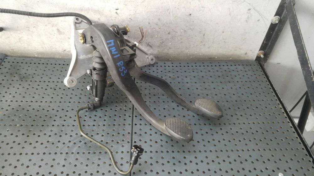 Ansamblu pedalier 1.6 b mini cooper r50 r53 422513032