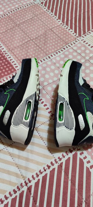 Vând adidași Nike mărimea 27