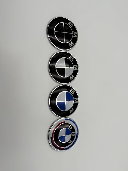 Emblema BMW Compatibila F10 fata 82 mm