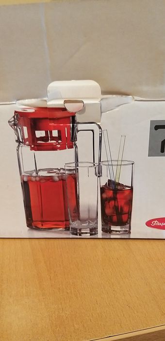 Набор посуды графин и 6 стаканов