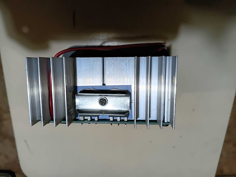 Усилитель сабвуфера(Новый)