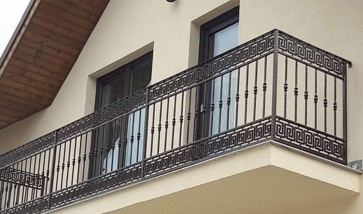 Balcon din fier forjat