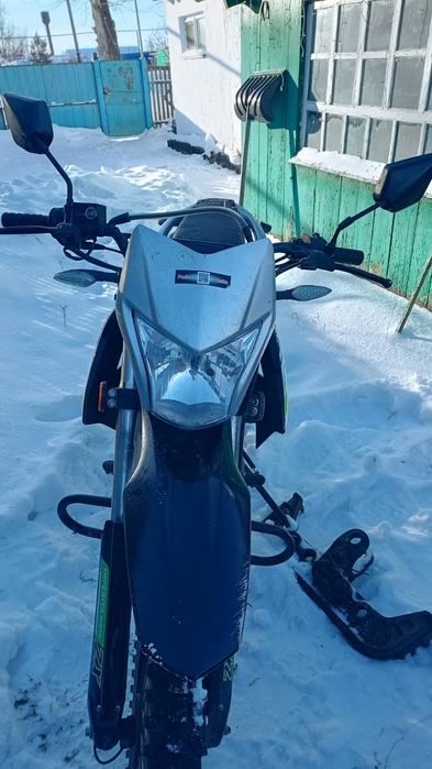 Enduro B7 250 кубов