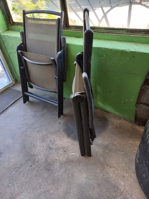 Згъваеми столове тип шезлонг