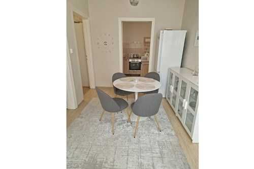 Дава се под наем Двустаен апартамент в Пловдив, Мараша - 90 кв.м за 612 € - Снимка #1