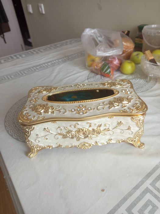 Салфетница конфетница