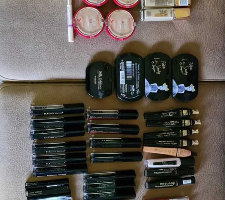 Гримове на Max Factor Deborah Milano Rimmel Bourjois