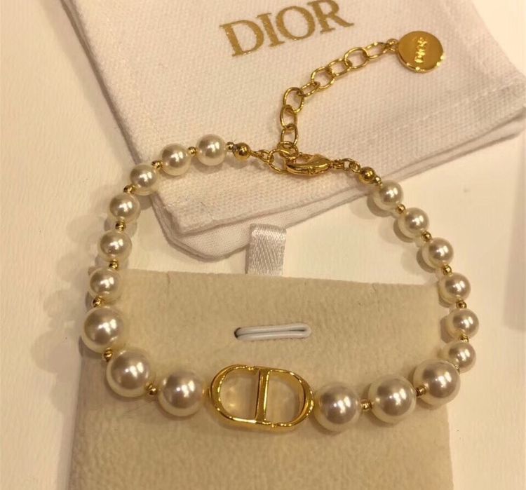 Bratara Dior 30 Montaigne Faux Pearl Gold Tone !