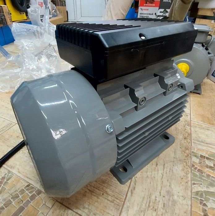 Электродвигатель. Матор.Двигатель