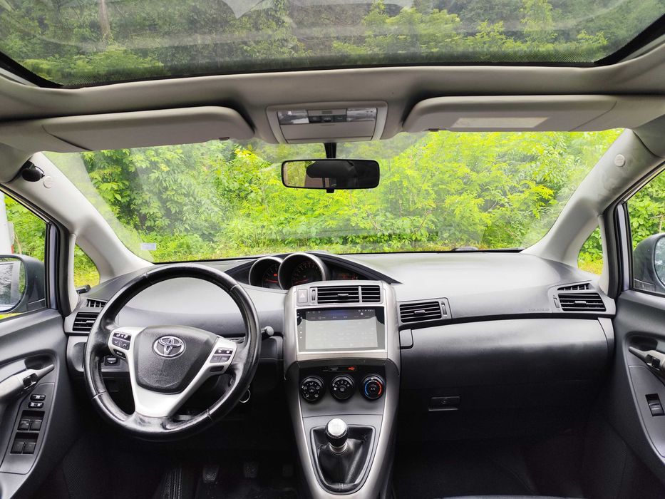 Toyota Verso 2.0 D4D, 2010 г., Пълна сервизна история