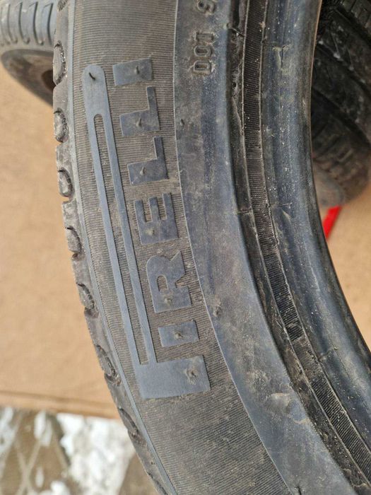 2 Pirelli R18 225/55 Летни гуми  DOT3220