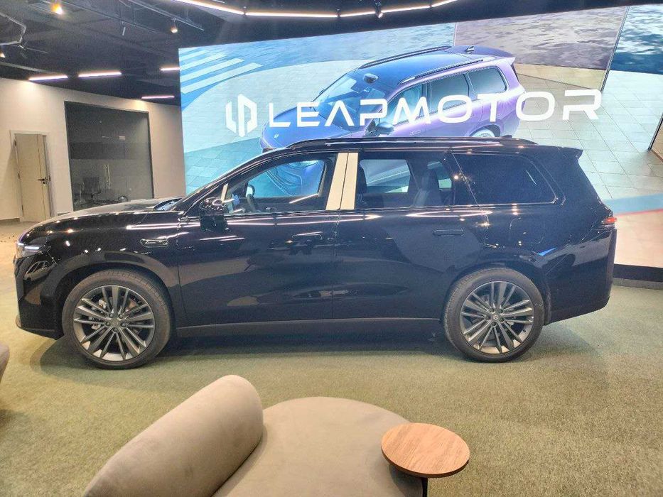 Leapmotor C16 rasmiy dillerdan chegirma va antiradar sovg'a