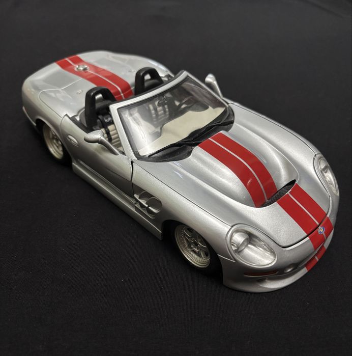 Macheta Bburago 1:18 Shelby series 1