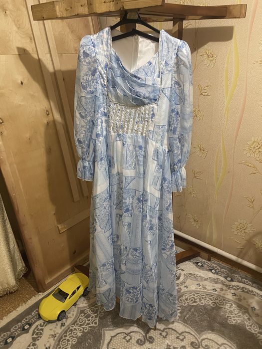 Көйлек сатылады!