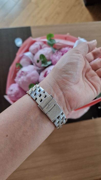Продам часы Breitling б/у