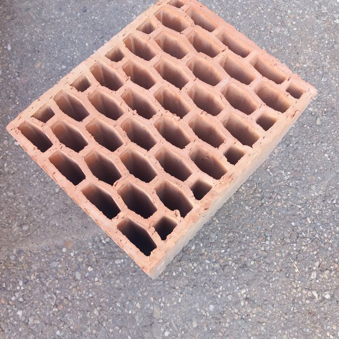 Cărămidă 29 preț de la 5 ron