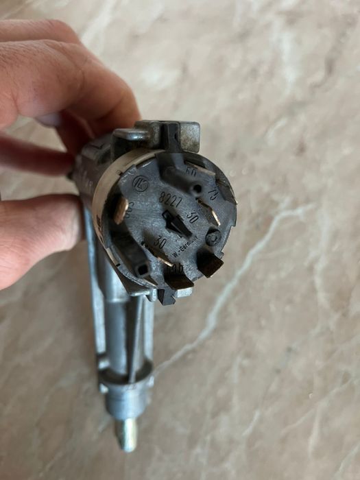 Замок зажигания ауди С4