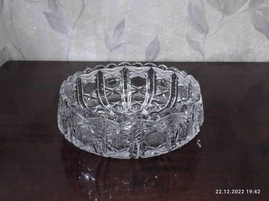 Хрустальная ваза.