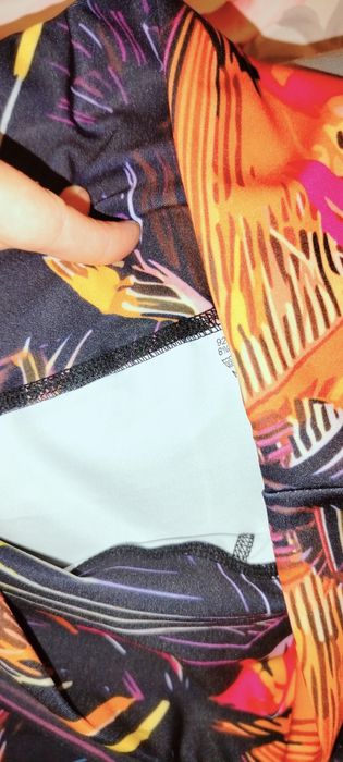 Спортивные легинсы